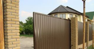 Купить откатные ворота из профнастила Конаково, цена от 1788 руб.